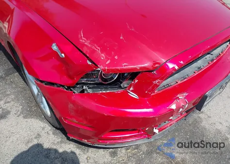 2013 Ford Mustang V6 z USA, uszkodzony, nr VIN 1ZVBP8AM8D5203535